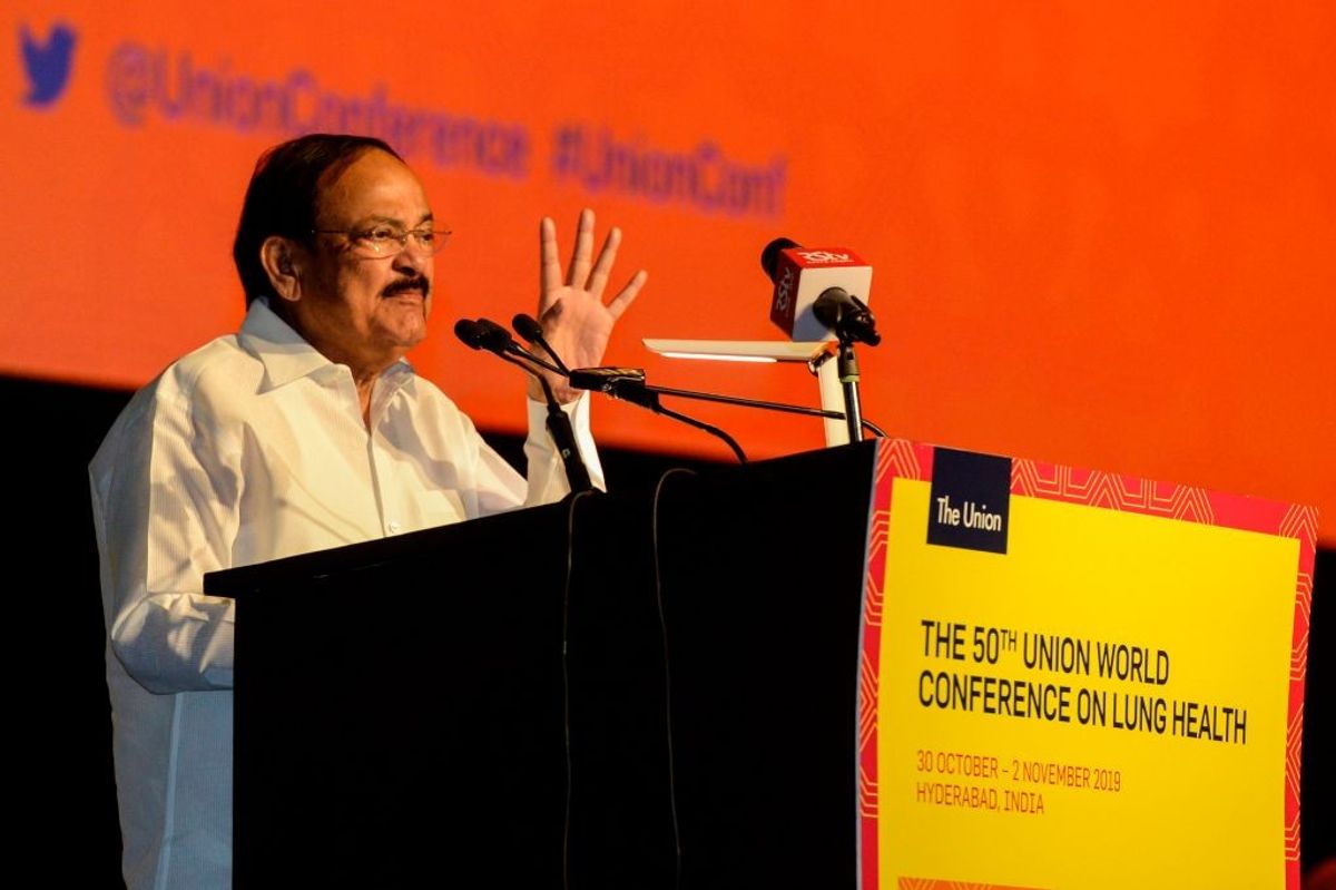 India vice president speaks against burger, pizza consumption