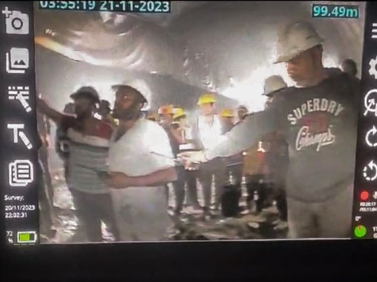 Indian workers trapped under collapsed tunnel