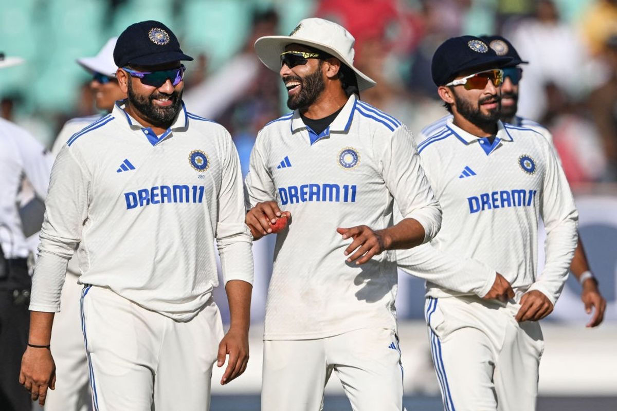 India crush hapless England by 434 runs to lead Test series 2-1