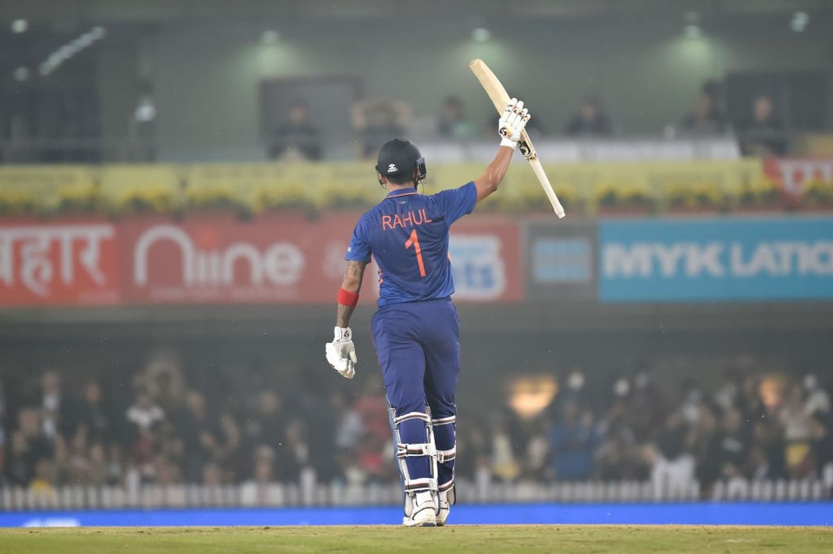 India hammer New Zealand in 2nd T20I to seal series