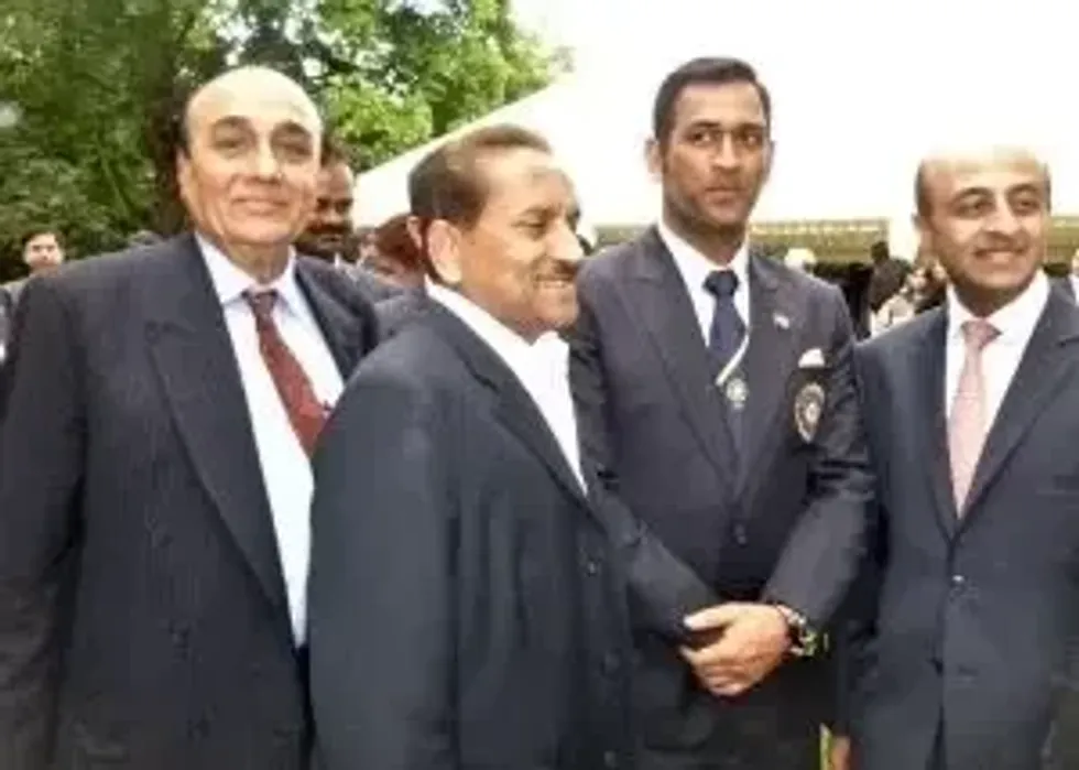 INSET 5 Praful Patel with M S Dhoni and Lord Jitesh Gadhia in 2014 Indian HC cricket reception