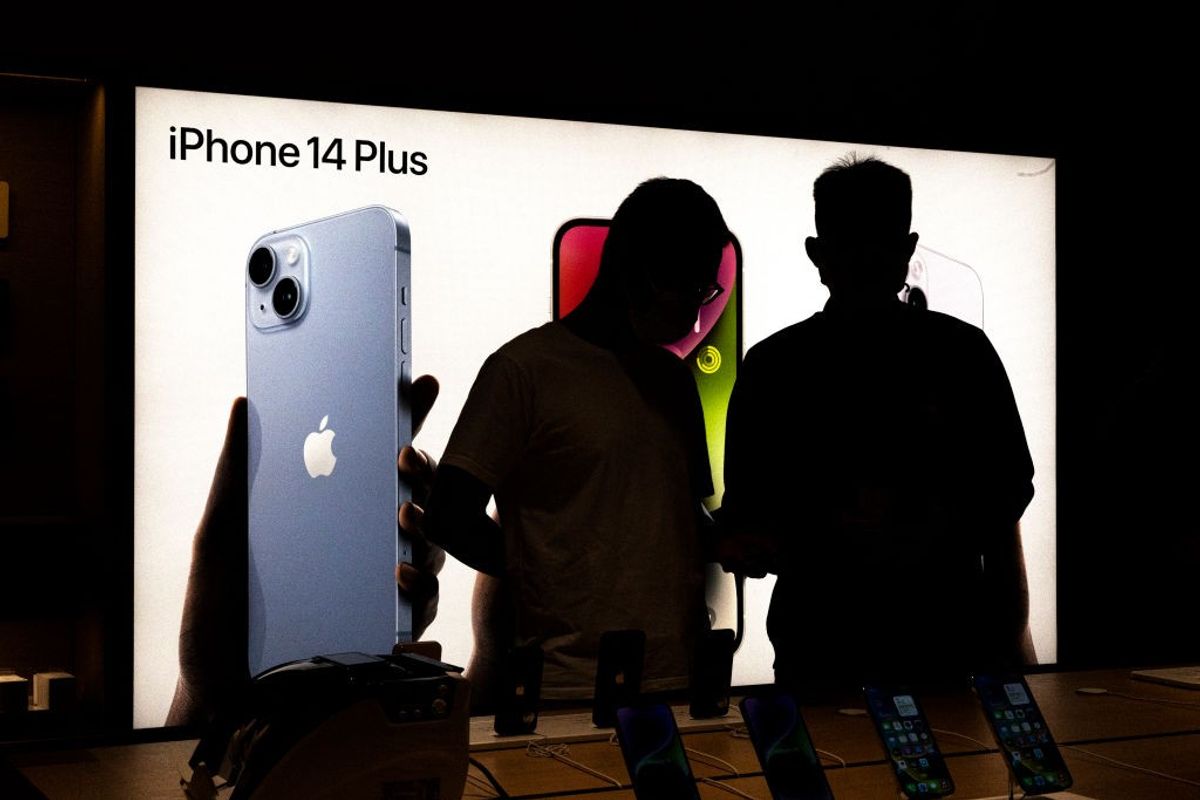 iPhone14