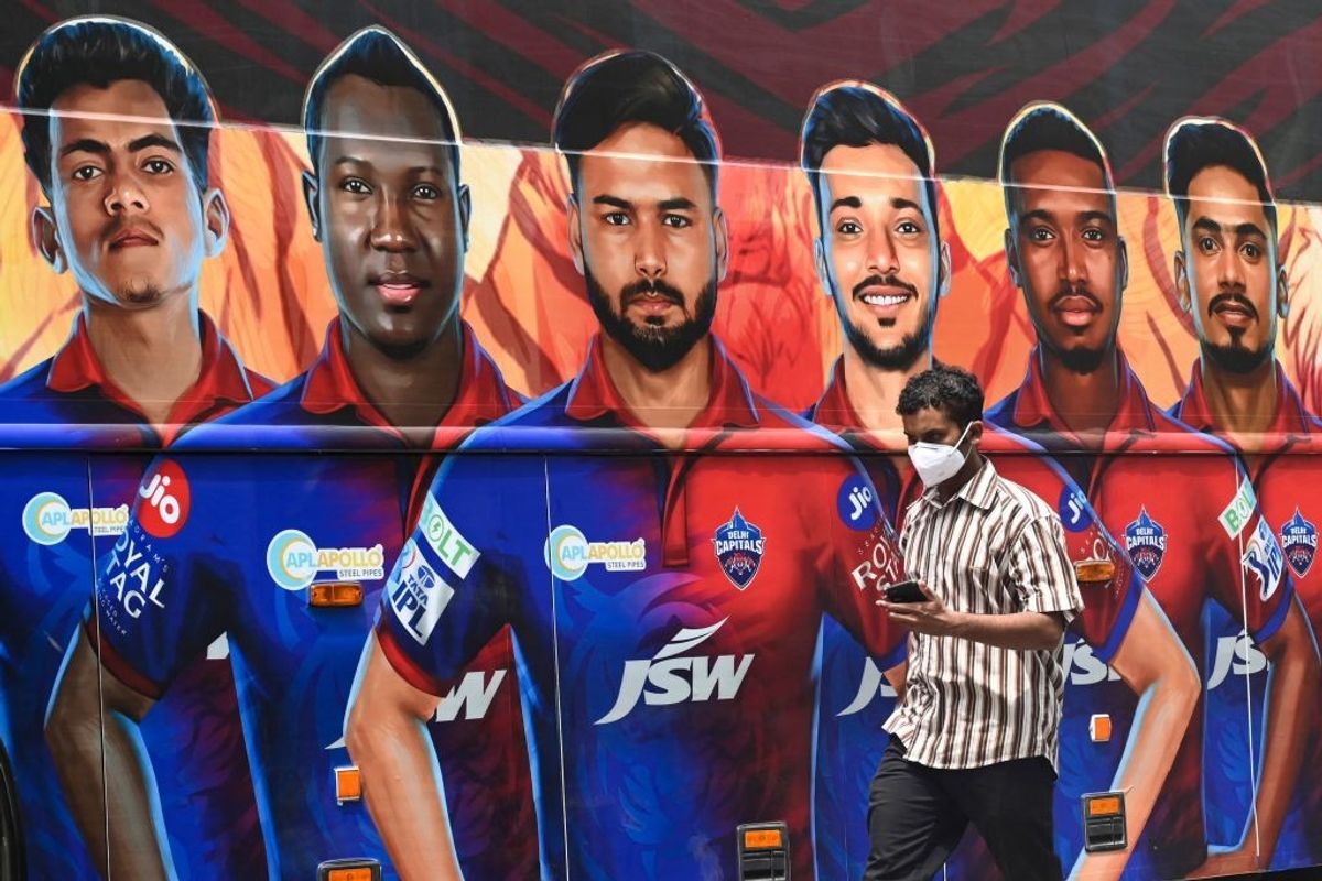 IPL team Delhi Capitals bus