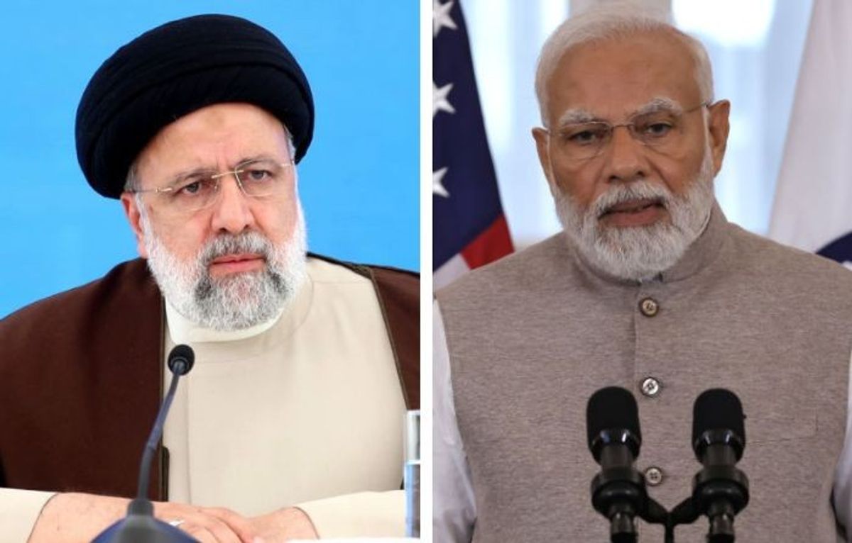 Iranian president Ebrahim Raisi (L) and Indian PM Narendra Modi