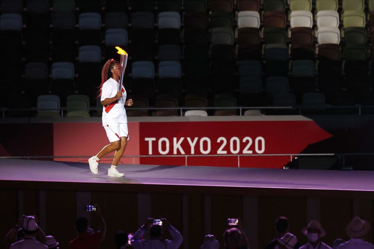 Japan tennis star Naomi Osaka lits Tokyo Olympics cauldron