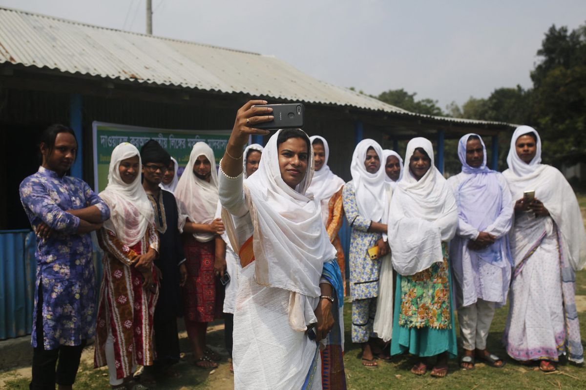Bangladesh’s hijra community embraced at new mosque