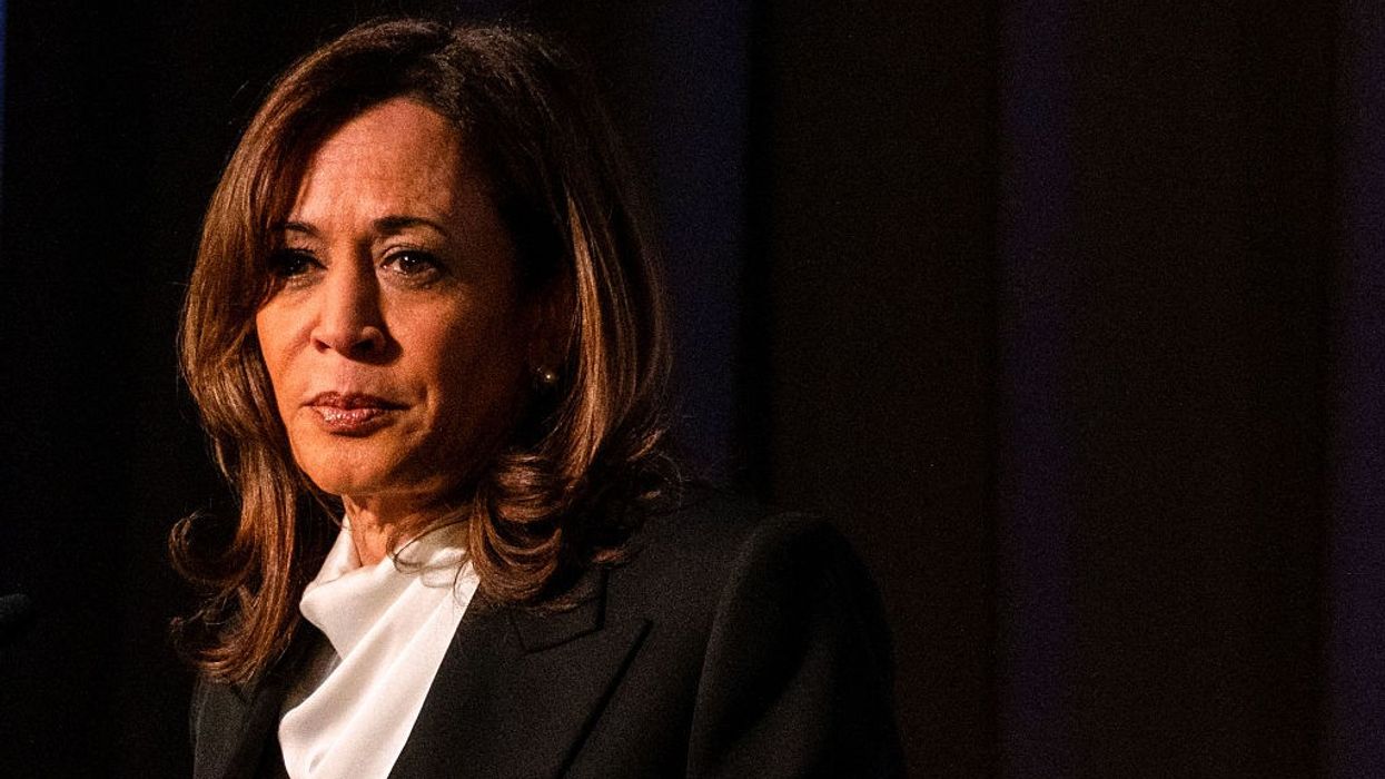 Kamala Harris keeps 2028 White House hopes alive