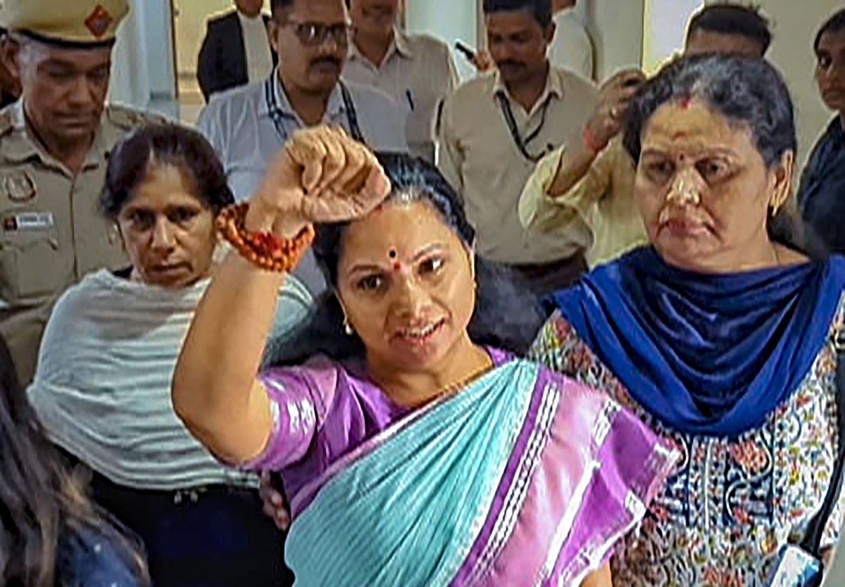 kavitha-brs-gets-bail
