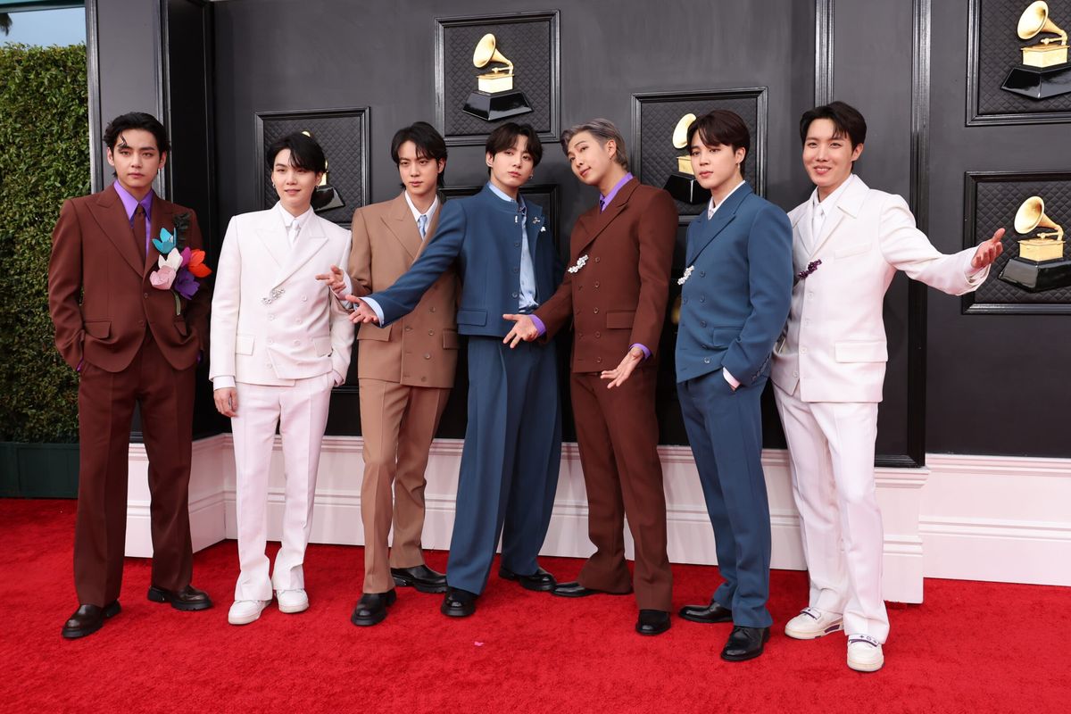 Remaining BTS members initiate military enlistment process
