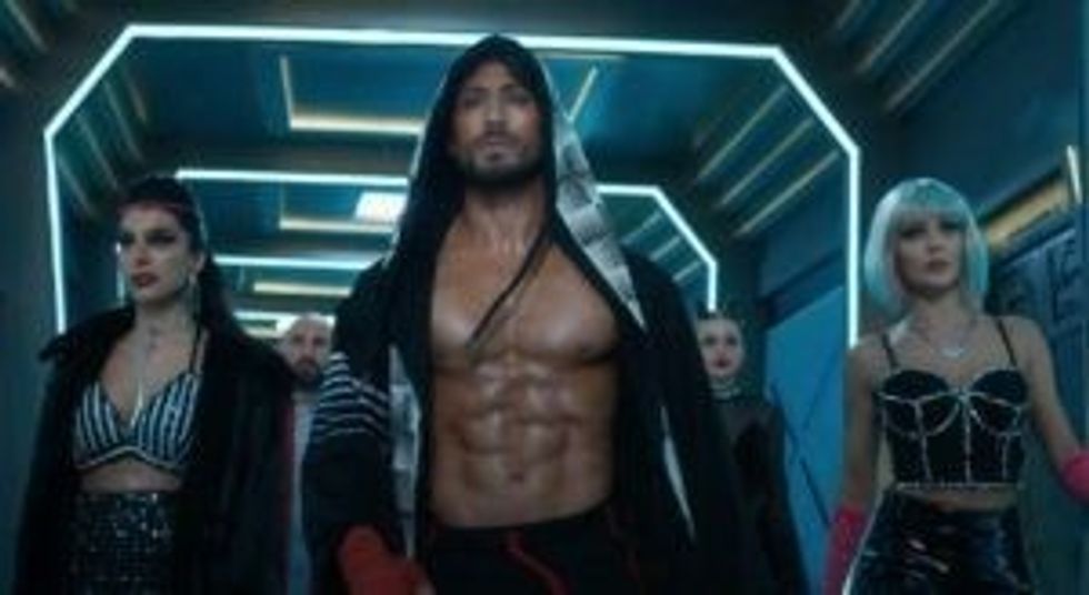 Lead Box office bomb Ganapath 528