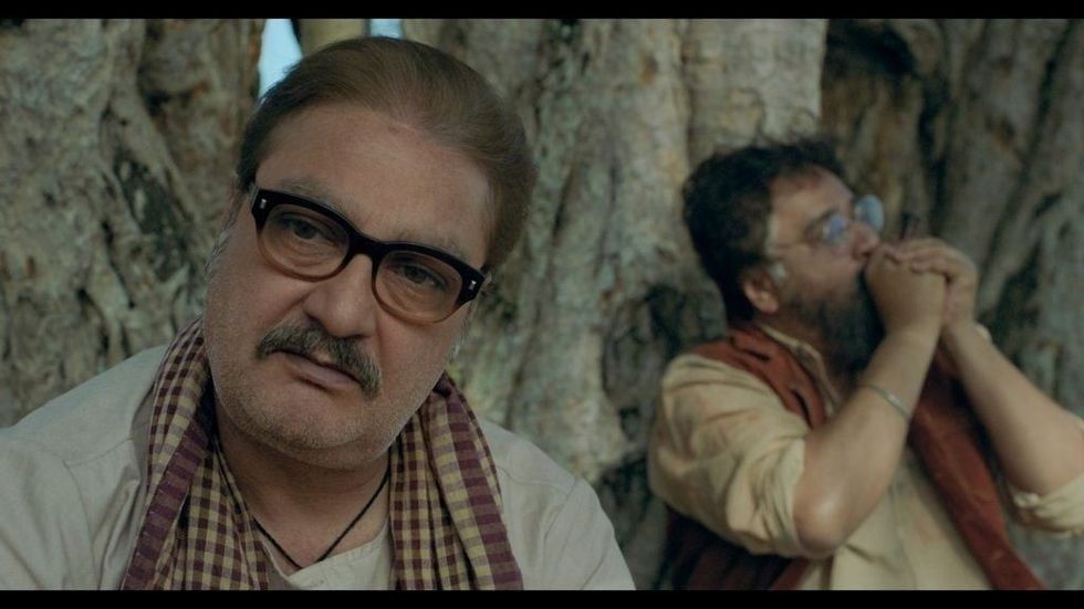 Lead inset Vinay Pathak in Bhagwan Bharose Film Still 2 copy