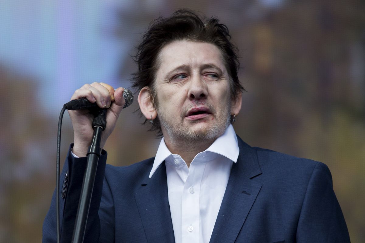 Irish music legend Shane MacGowan dies