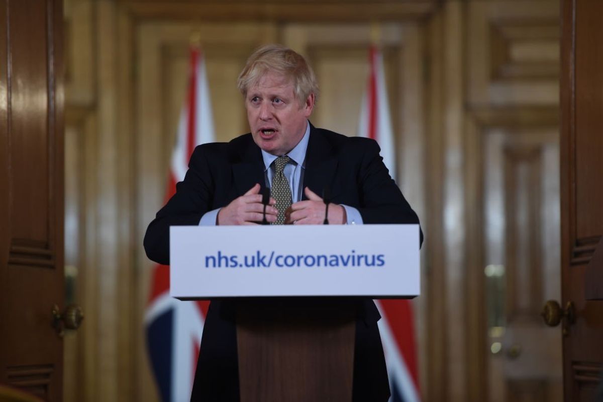 Johnson readies plan to ease lockdown with new office guidance