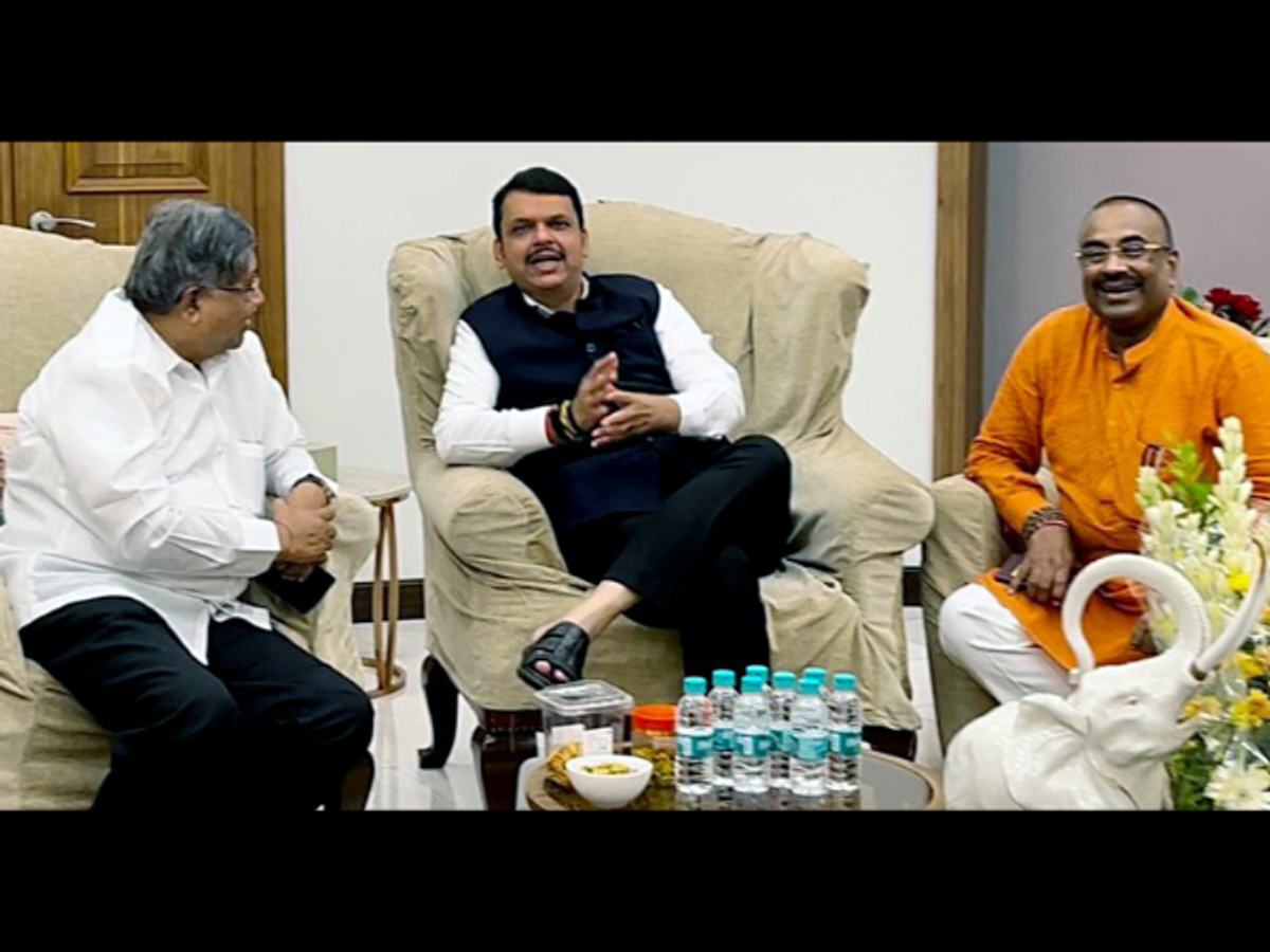 Maharashtra BJP meeting
