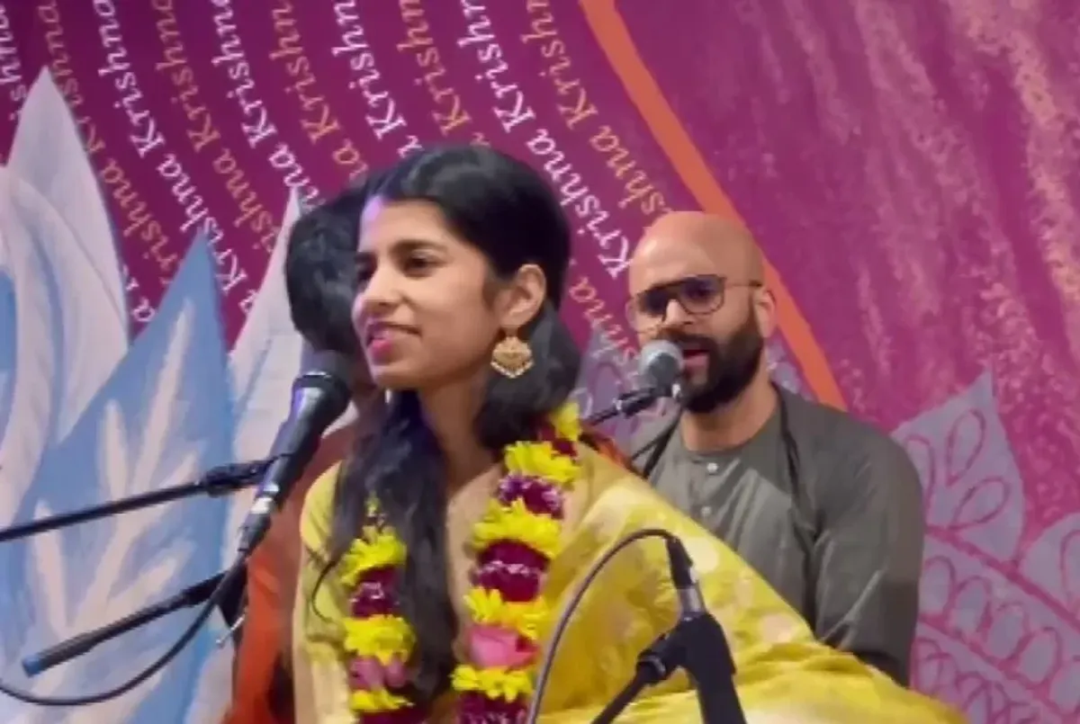 Singer Maithili Thakur performs at London Temple