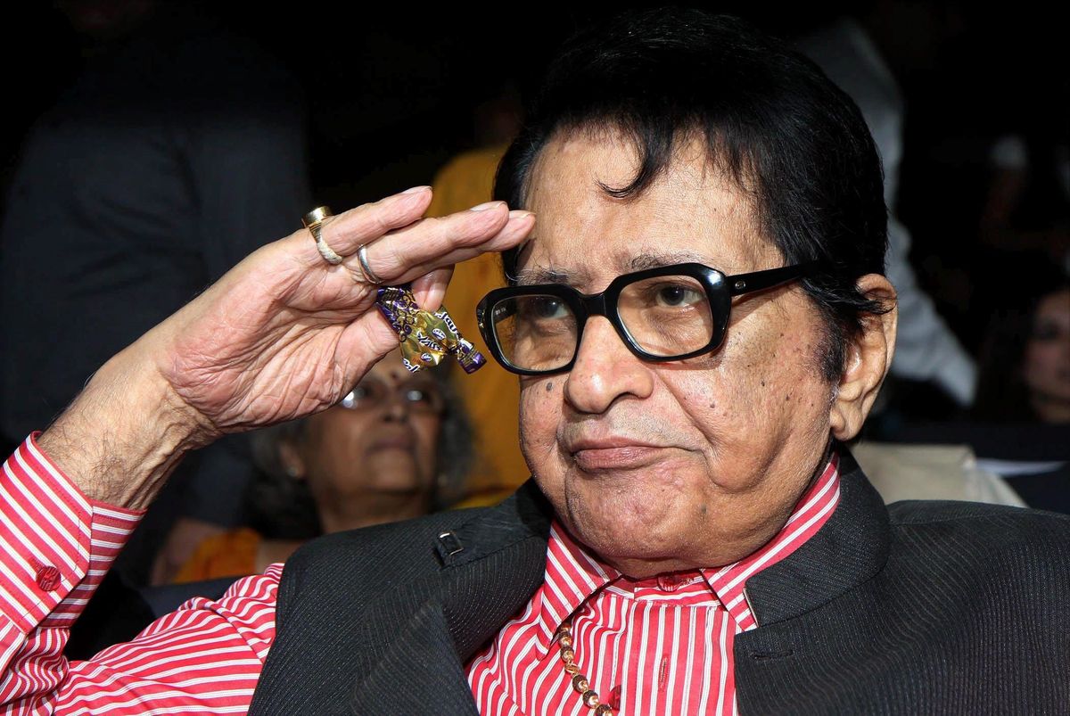 manoj kumar passed away