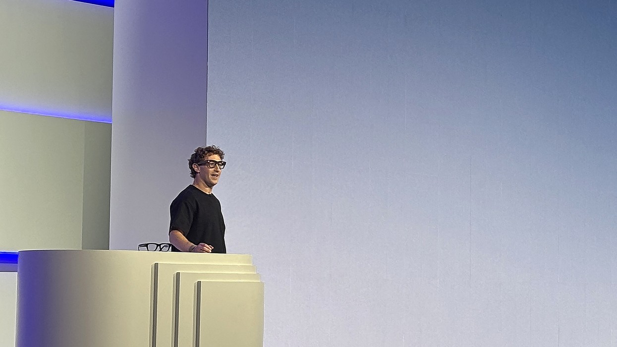 Mark Zuckerberg smart glasses