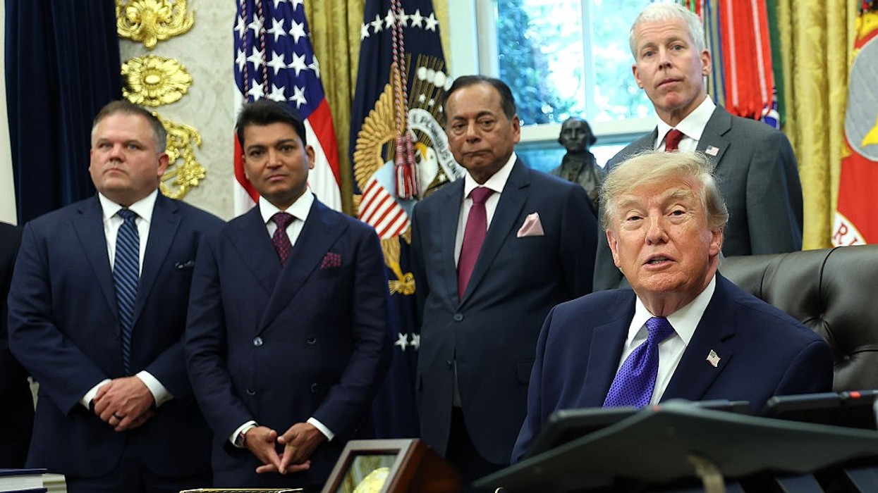 Mesabi Metallics President and CEO Joe Broking, Rewant Ruia, Chairman of Mesabi Metallics, Ravi Ruia, Board Member of Mesabi Metallics and Director of Essar Capital, and U.S. Secretary of Energy Chris Wright with U.S. President Donald Trump