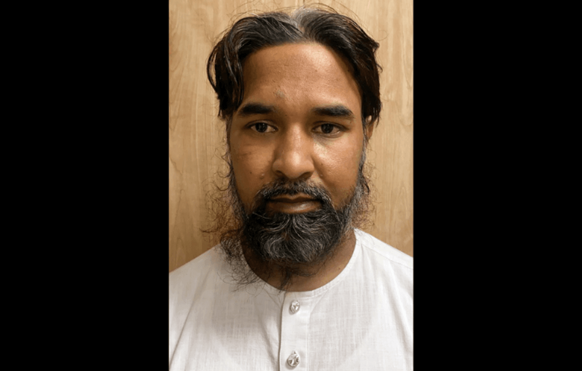 Pakistan national arrested in New Delhi, arms recovered