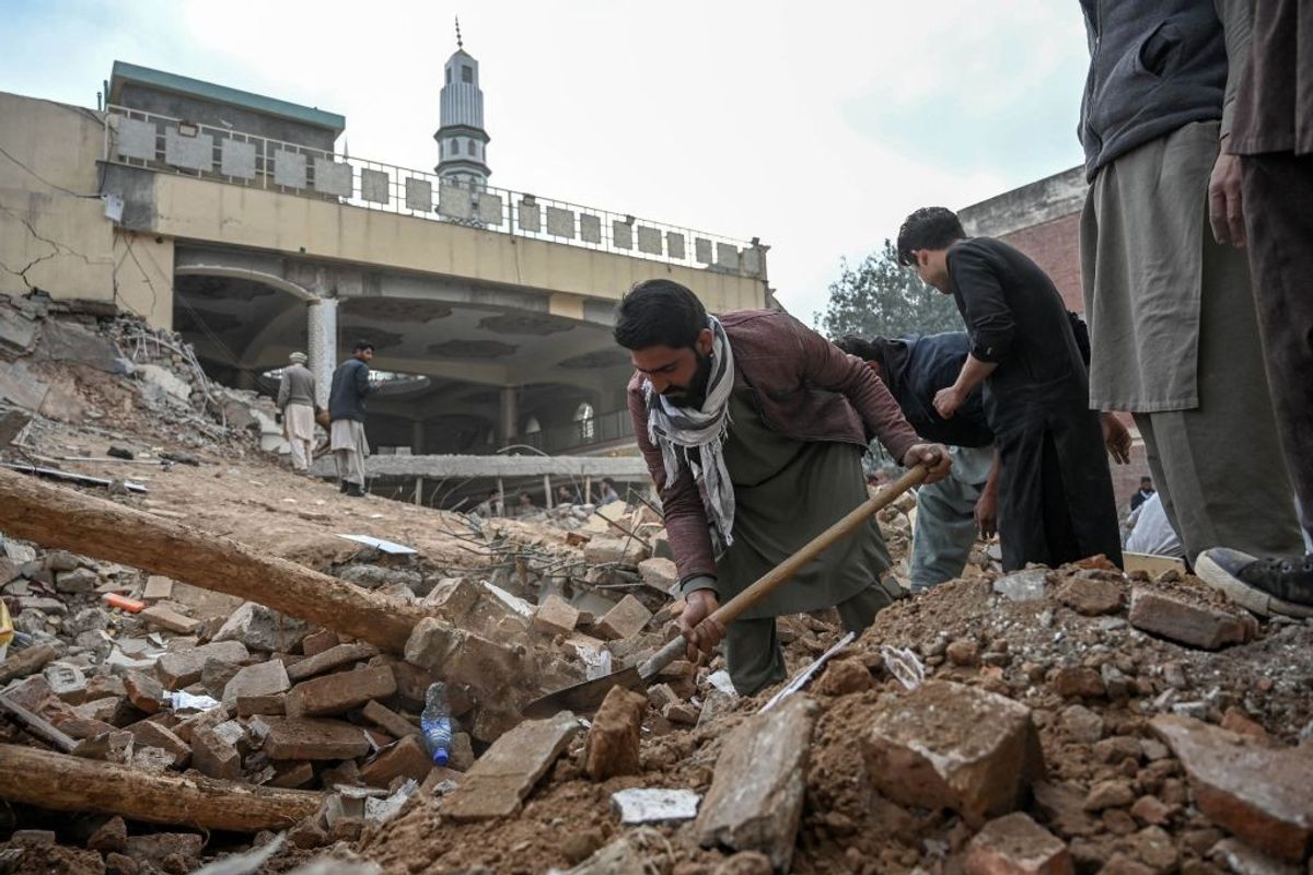 More than 100 killed in bomb blast in Peshawar, Pakistan.