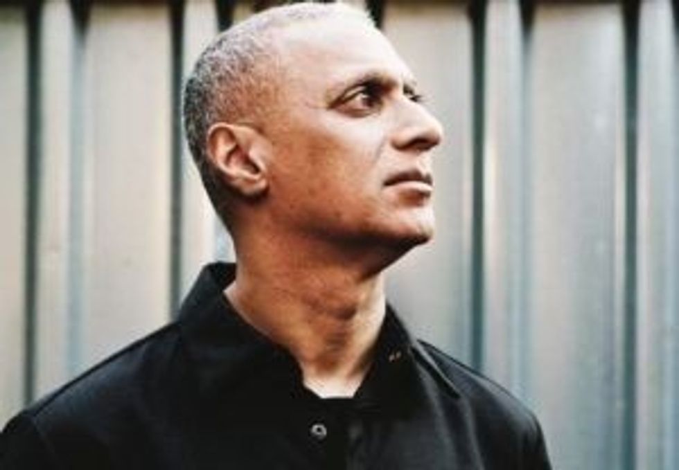 N Nitin Sawhney o