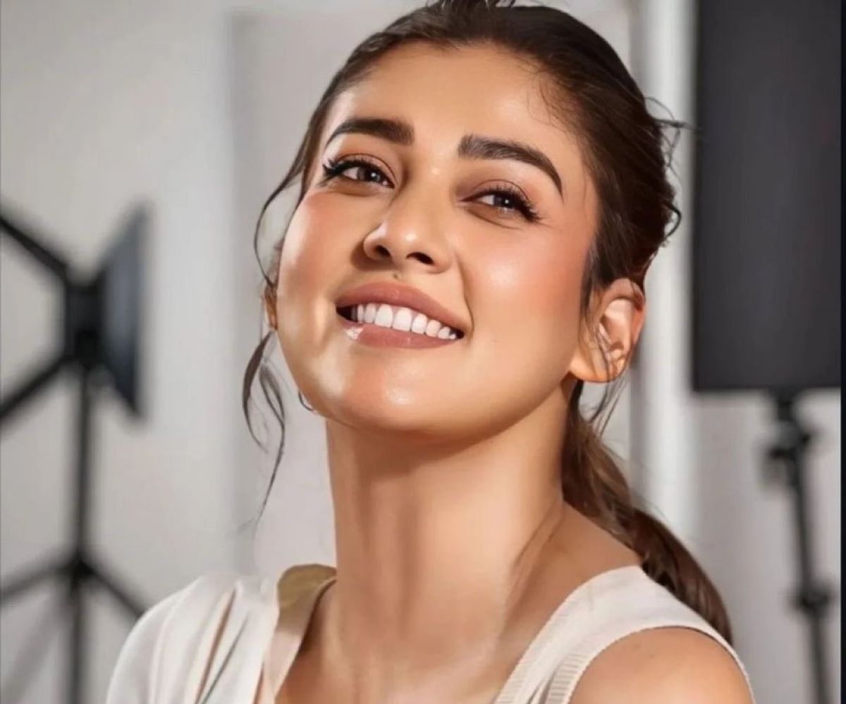 nayanthara-dhanush-showdown