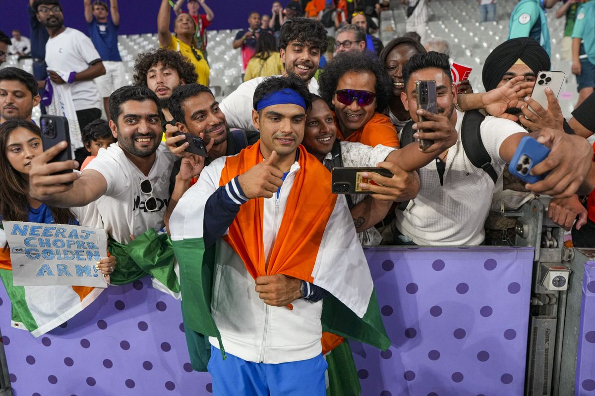 neeraj-chopra-silver-medal