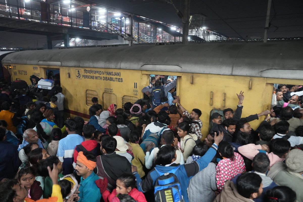 new-delhi-station-stampede Railway Ministry