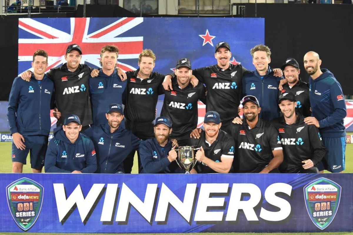 New Zealand beat Pakistan 2-1 in ODI series