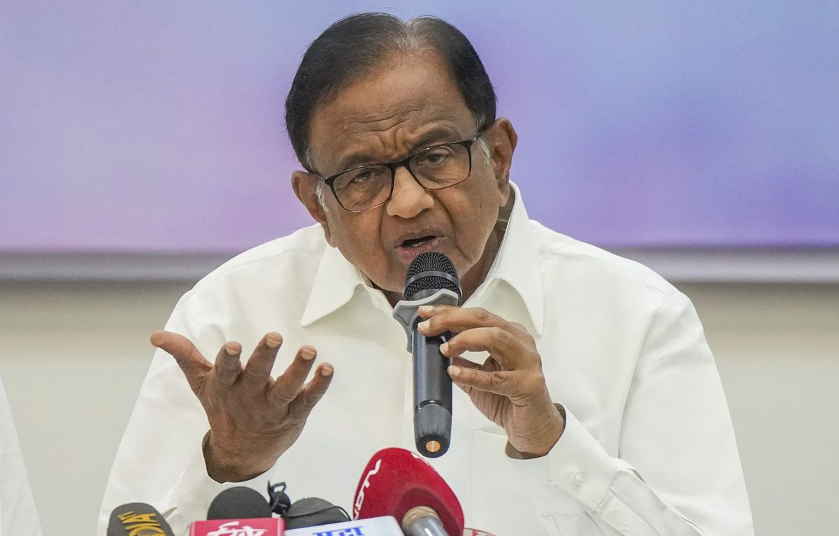 p-chidambaram-faints