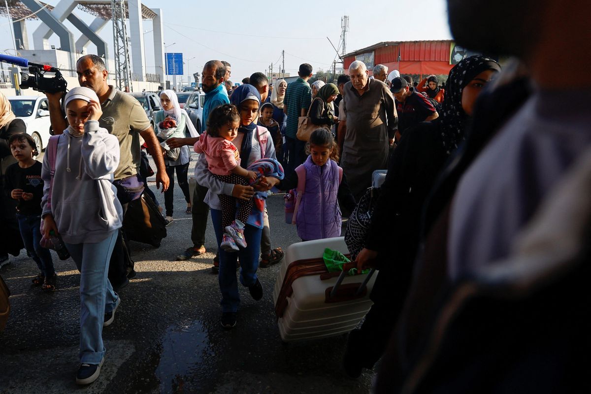 Government evacuates 100 Britons from Gaza: Minister