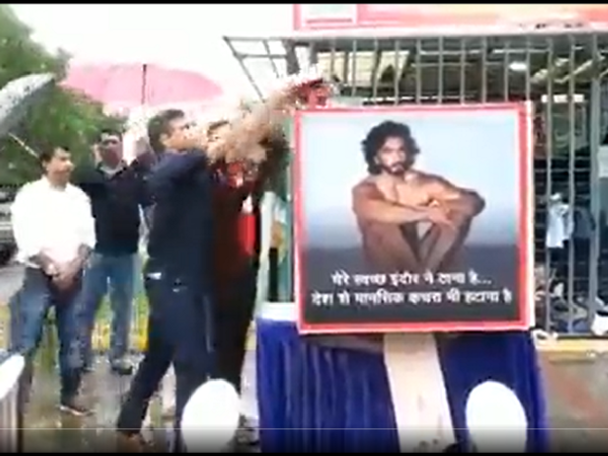 People donate clothes for Indian actor Ranveer Singh