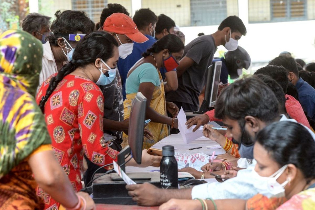 India reports 92,596 new Covid-19 cases; 2,219 deaths