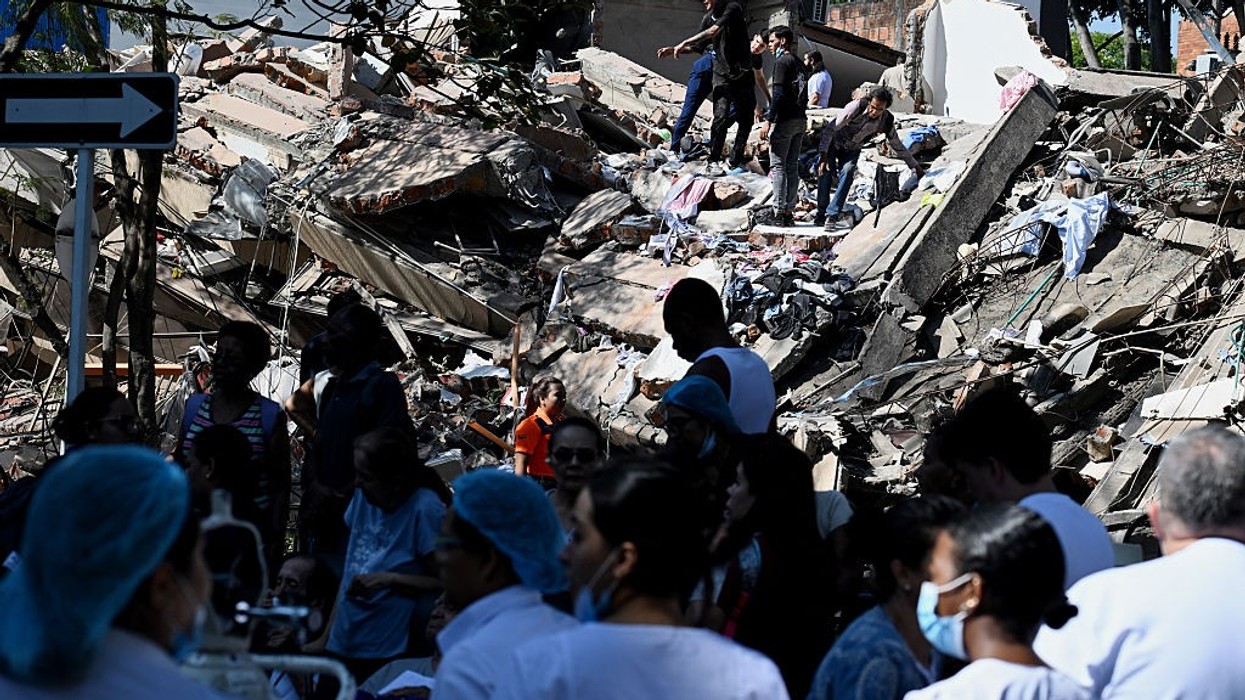 Colombia earthquake leaves 132 dead as rescuers search for survivors