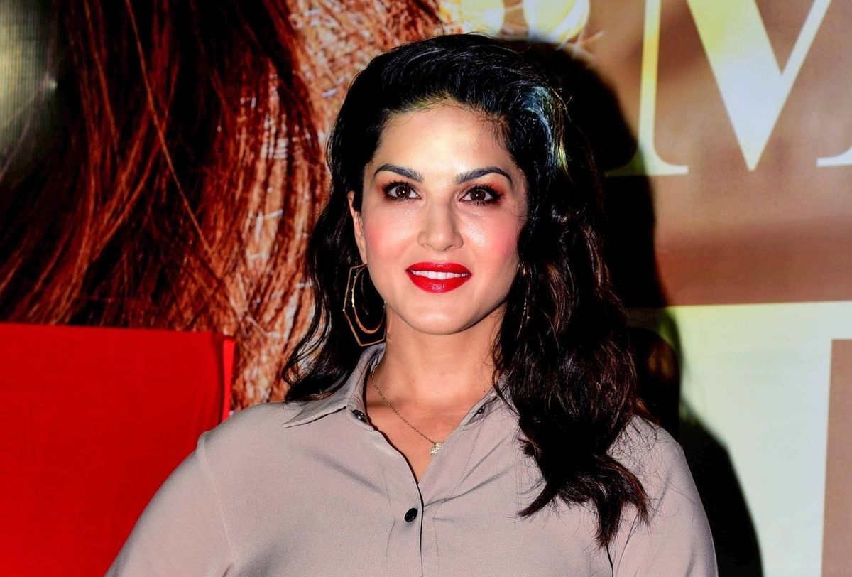 Sunny Leone is all praises for her stunt double