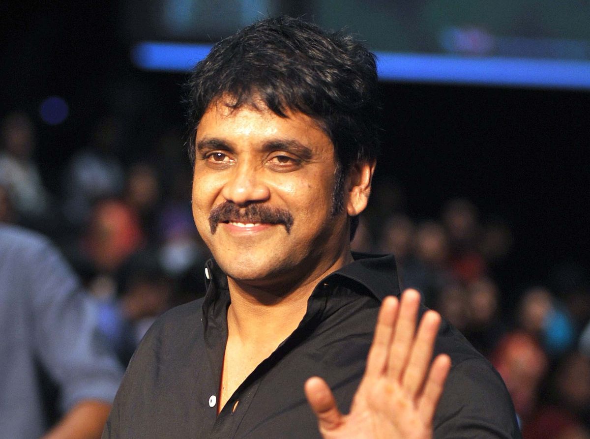 Nagarjuna Akkineni takes the first shot of Covid-19 vaccine, urges others to take it