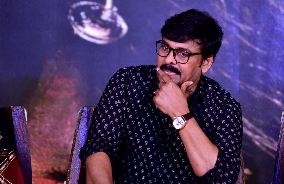 Chiranjeevi shares the trailer of Nagarjuna’s Wild Dog