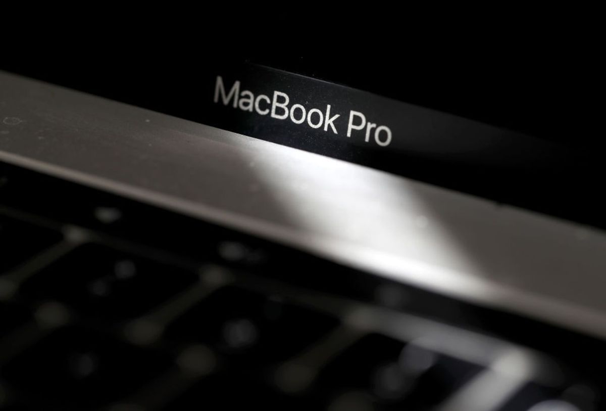 India helps Apple to hit record revenue