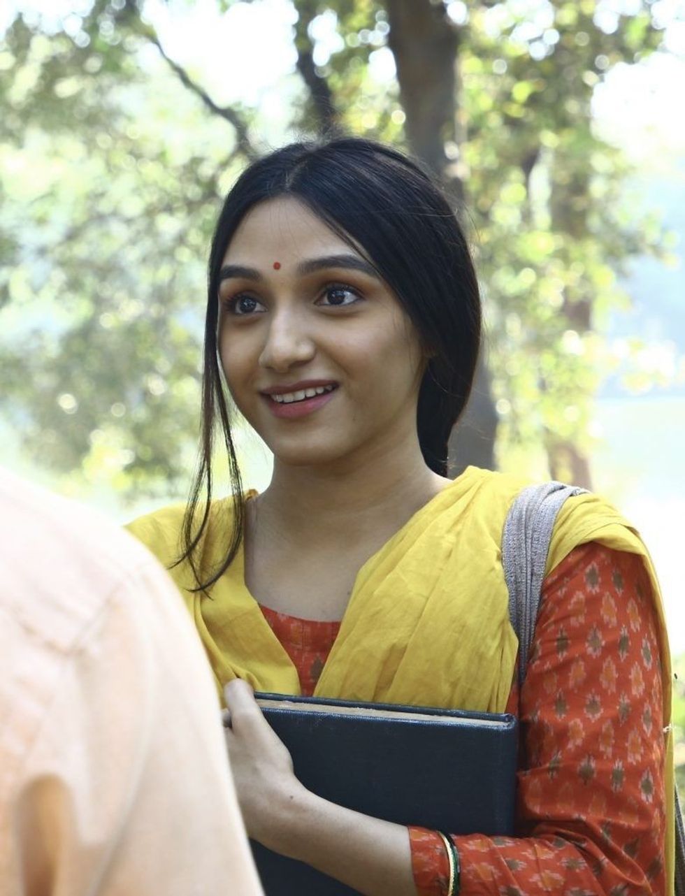 Picbox E Tanisha Santoshi in Gandhi Godse Ek Yudh reveal