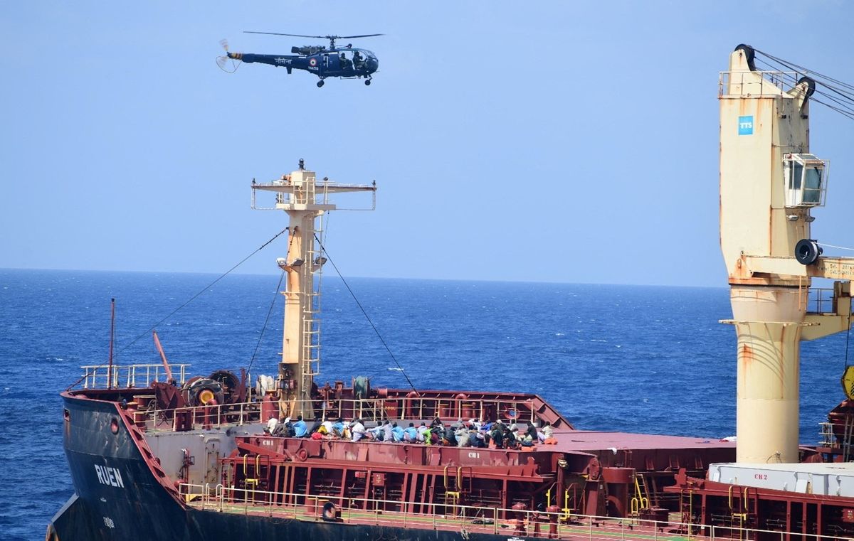 India Navy foils Somali pirate attack; rescues crew