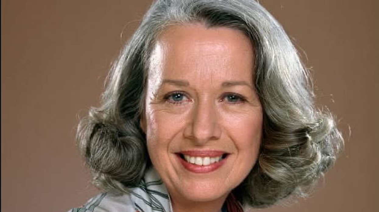 Polly Holliday death