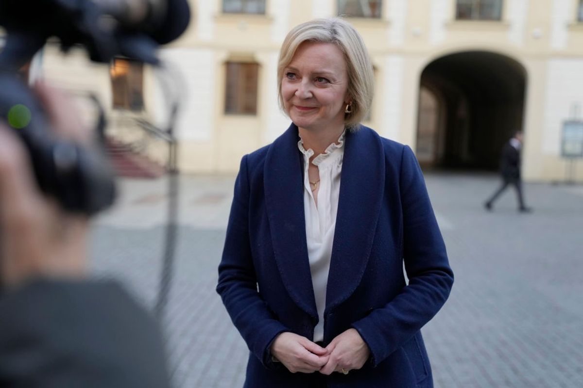 UK Labour keeps big lead over PM Truss’s Conservatives, poll shows