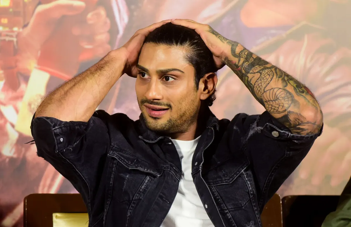 Prateik Babbar to attend Cannes premiere of mother Smita Patil’s ‘Manthan’