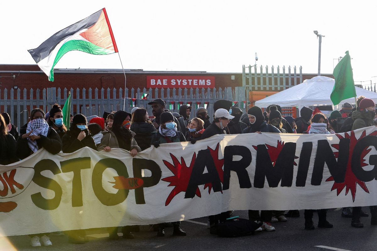 Pro-Palestinian protesters block entrances to BAE defence plant - India ...