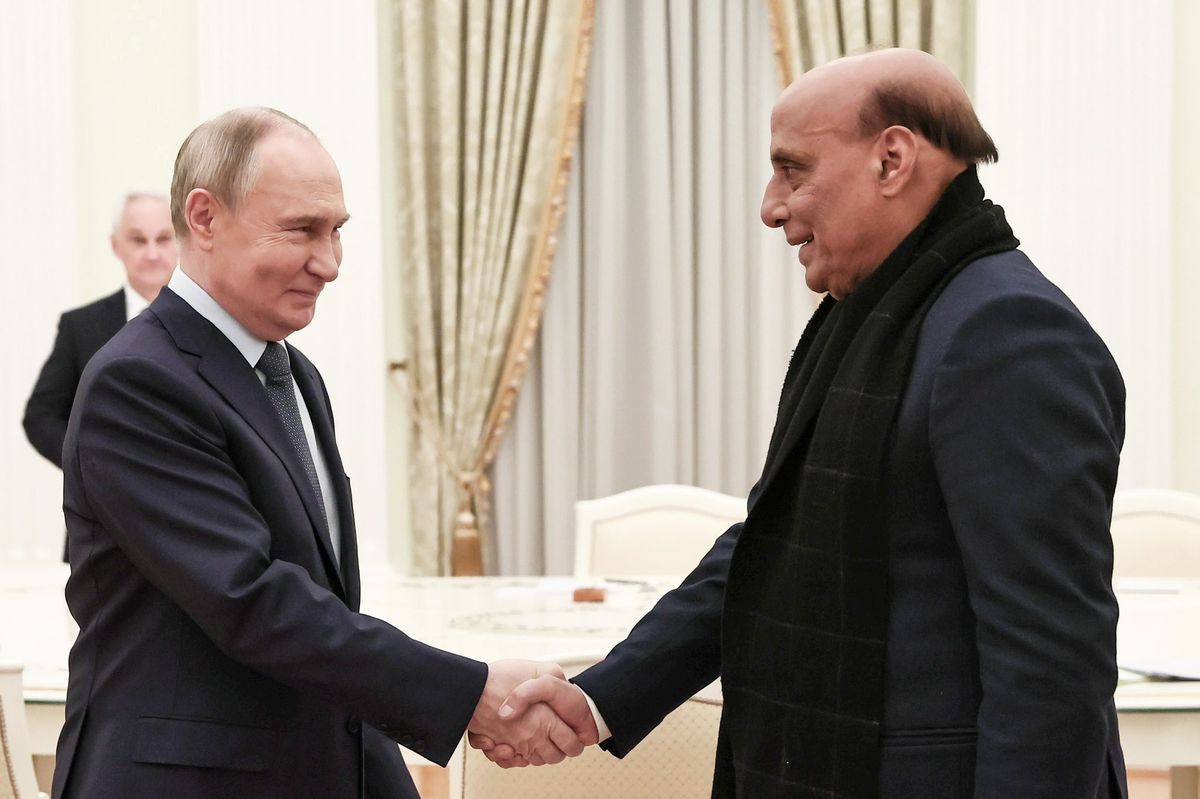 rajnath-putin-meeting