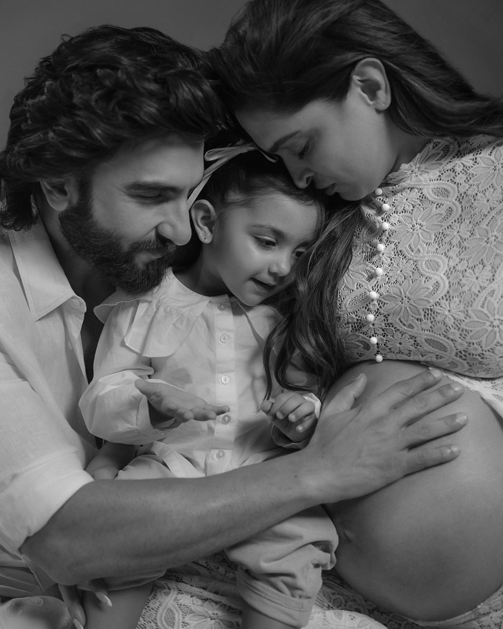 Ranveer Singh, Deepika Padukone with daughter Dua