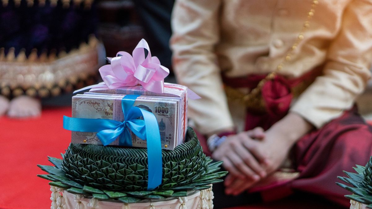 Kerala decides dowry crackdown after young brides' deaths trigger outrage