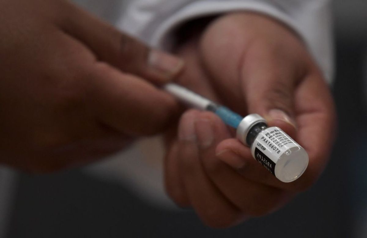 UK launches trial over low Covid vaccine take-up among pregnant women