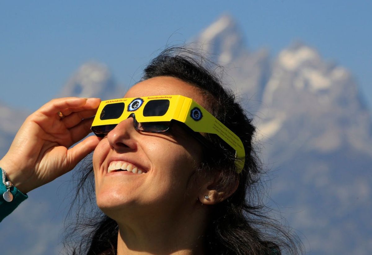 Total solar eclipse of April 8: Safety tips for happy viewing