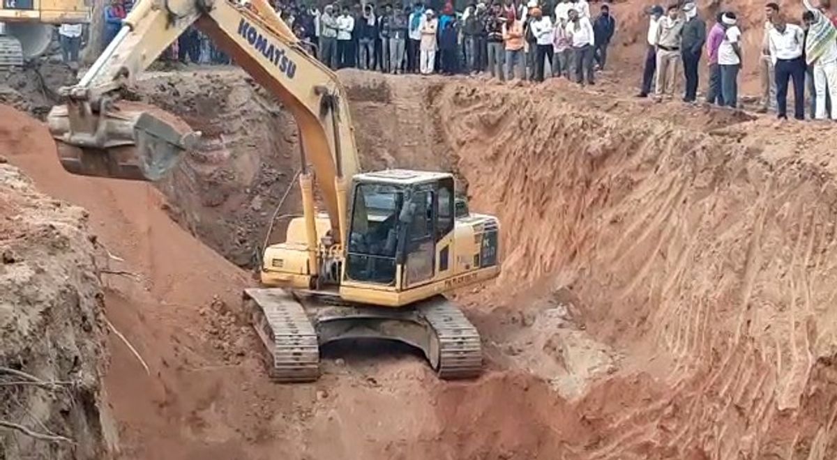 Rescue operation for boy who fell into a borewell